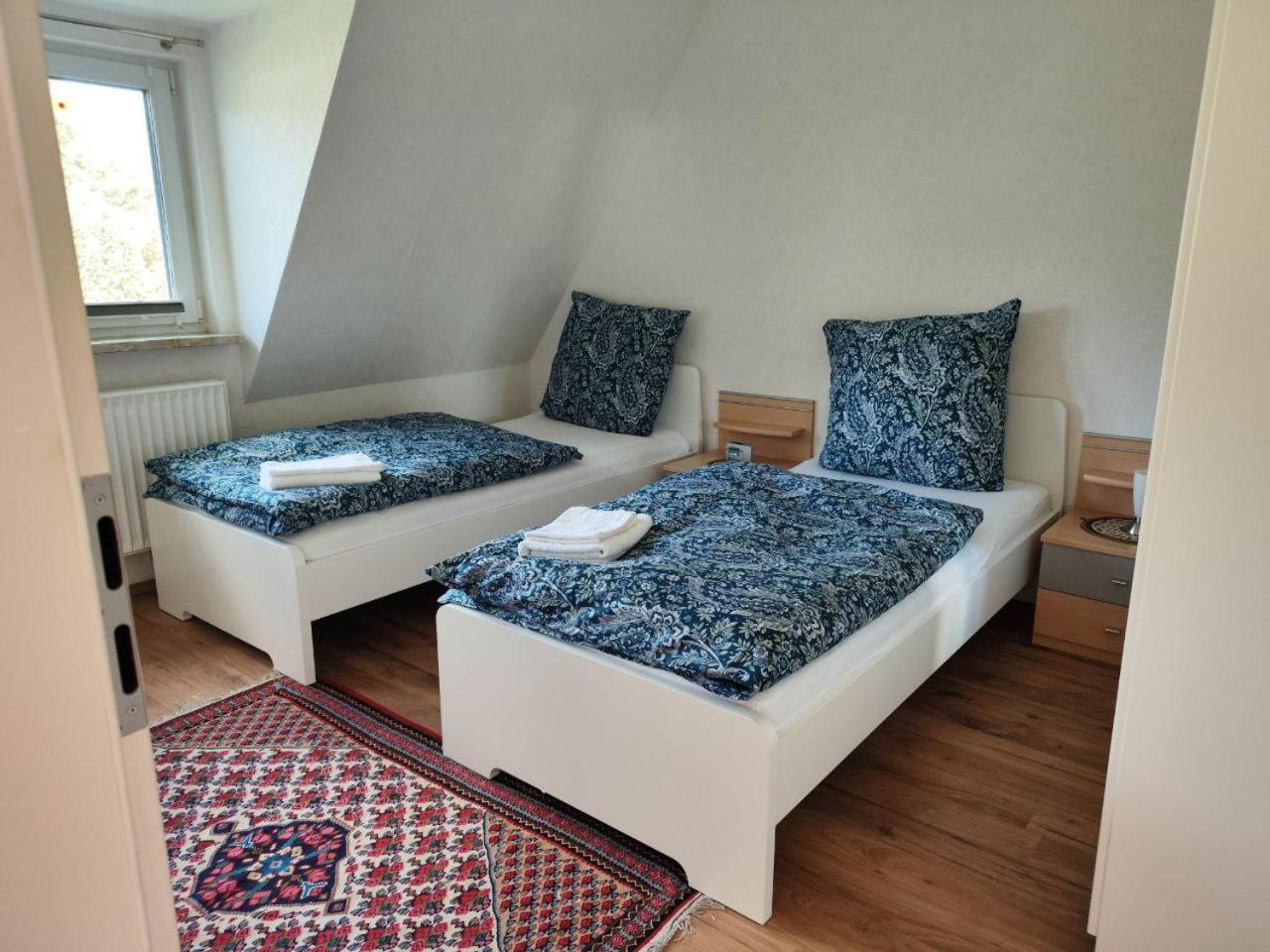 Schickes 110Qm Ferienhaus In Naehe Vw, Messe,Dez Und Orangerie Kassel Bagian luar foto