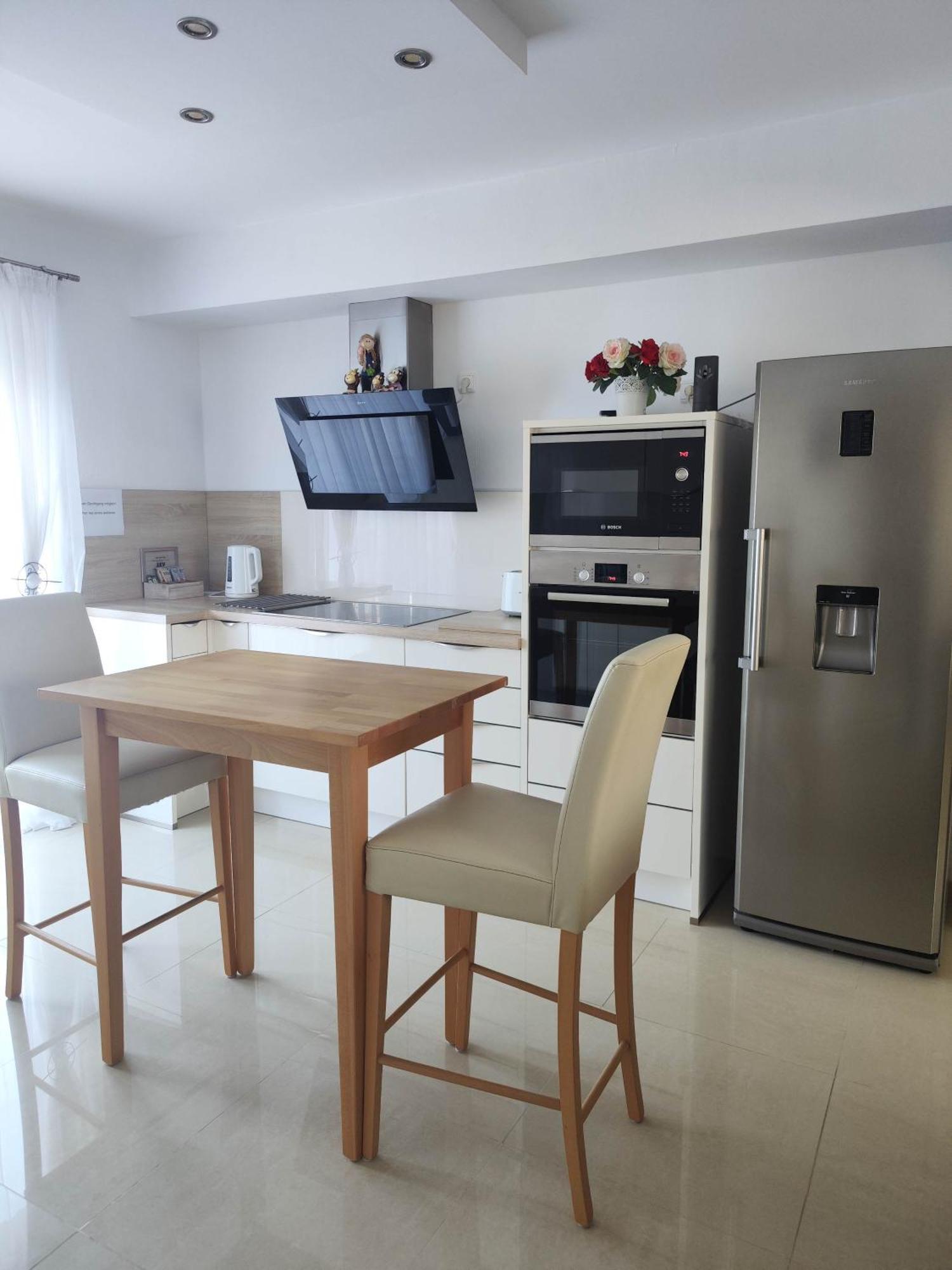 Schickes 110Qm Ferienhaus In Naehe Vw, Messe,Dez Und Orangerie Kassel Bagian luar foto